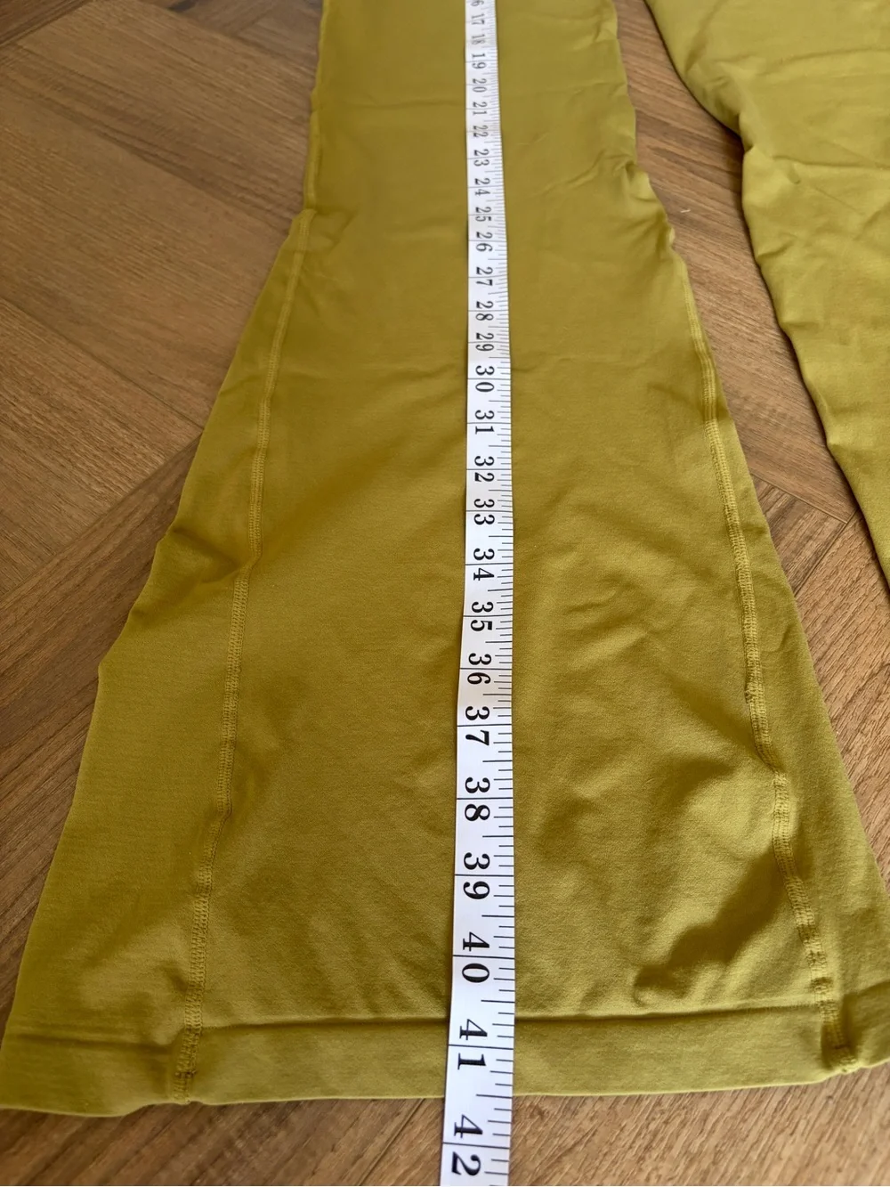 Free People Movement good Karma flare leggings m/L olive green NWOT